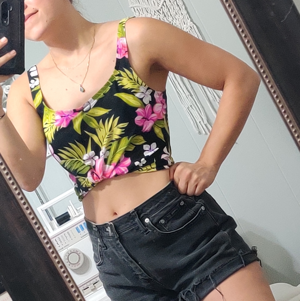 Vintage Catalina swim tank - Picture 3 of 3